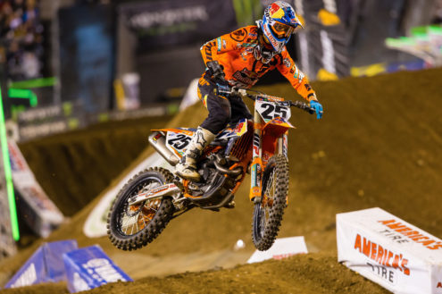 Video:East Rutherford 450SX Main Event Highlights