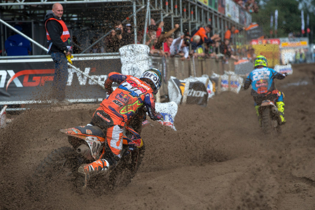 Video: Cairoli & Herlings battle for the win at MXGP of Belgium