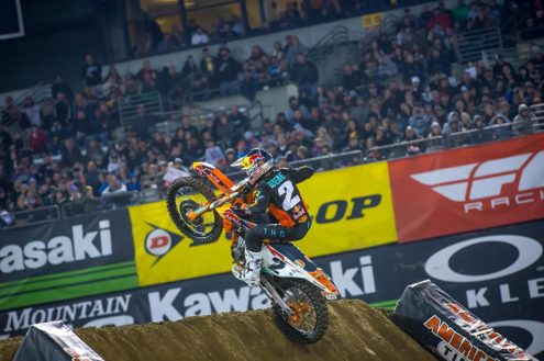 Monster Energy Supercross Oakland race report and results