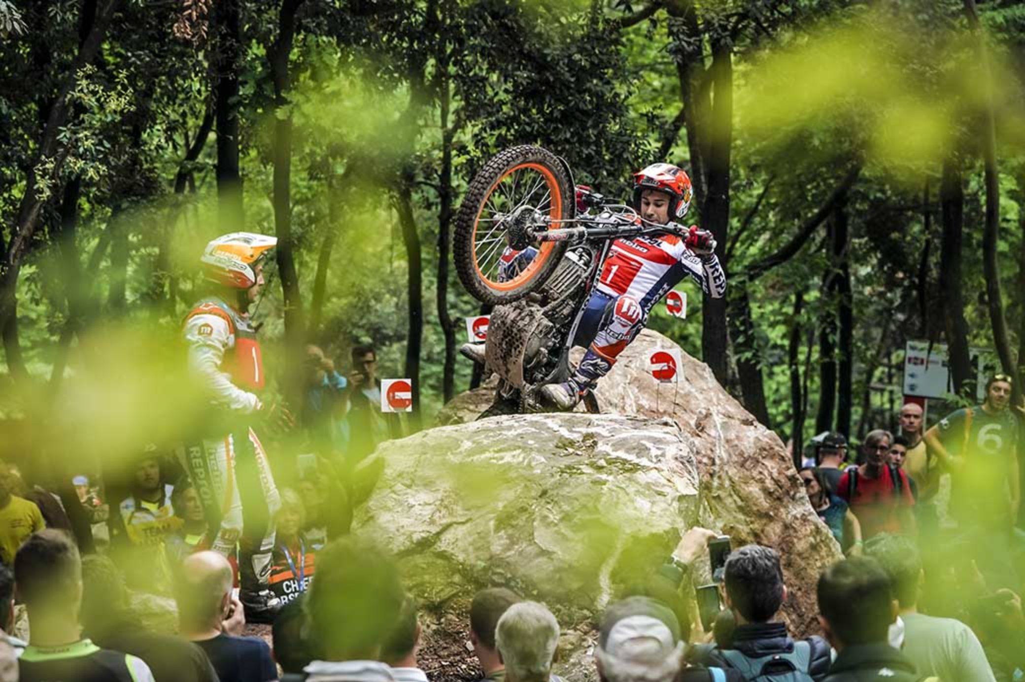 2019 trialgp italy toni bou demolishes opposition round one 2019 trialgp italy toni bou demolishes opposition round one