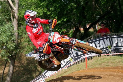 Shaun Simpson grinds out vital championship points after Blaxhall injury