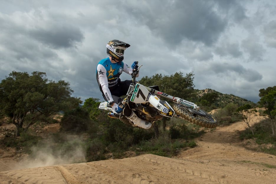 84522_rockstar-energy-iceone-husqvarna_2021_action_jasikonis_shotbybavo_dsc_4789_web