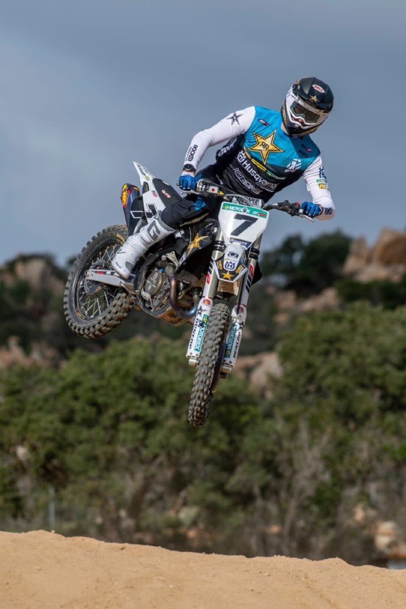 84532_rockstar-energy-iceone-husqvarna_2021_action_jasikonis_shotbybavo_dsc0705_web