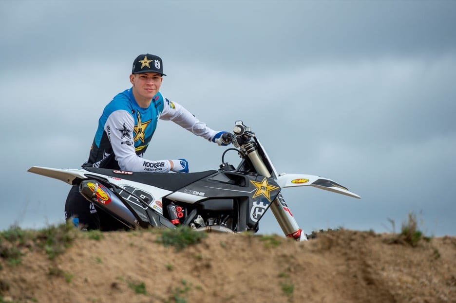 84548_rockstar-energy-iceone-husqvarna_2021_action_olsen_shotbybavo_dsc_4624_web