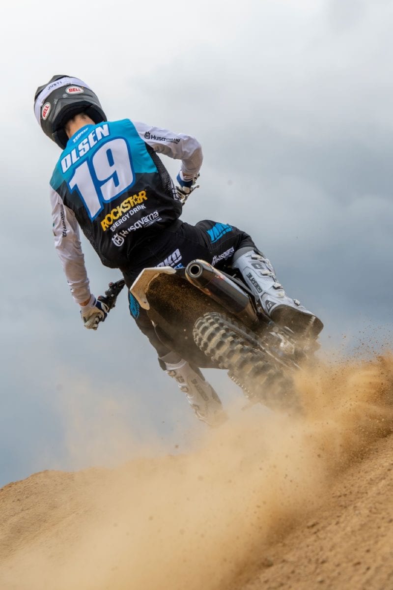 84570_rockstar-energy-iceone-husqvarna_2021_action_olsen_shotbybavo_dsc1219_web