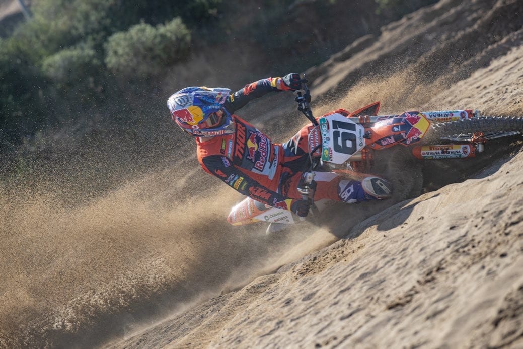 375883_prado_ktm_team_2021_jpa_p2_6055_bn_web-2