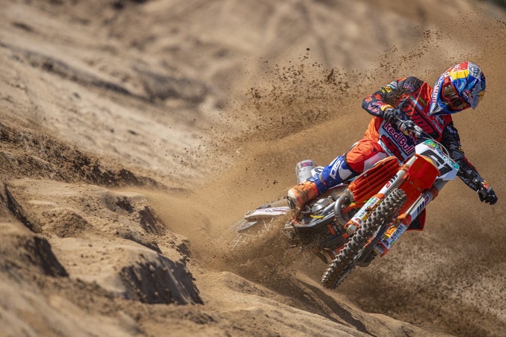 375892_prado_ktm_team_2021_jpa_p2_6587_bn_web