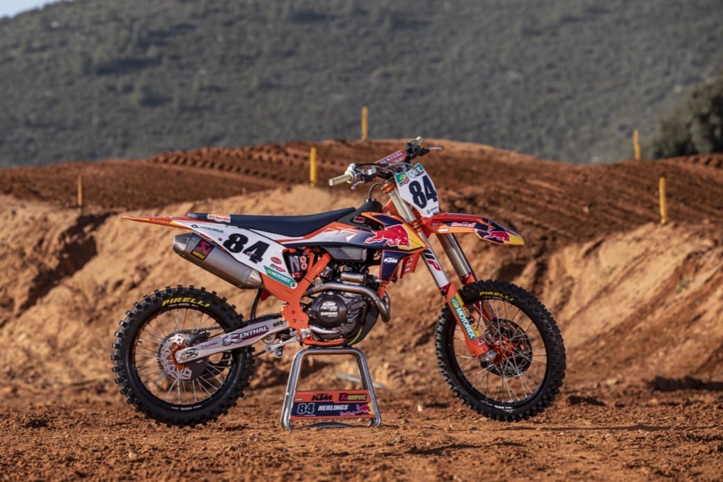 378978_herlings_ktm_team_2021_jpa_p2_3019_web