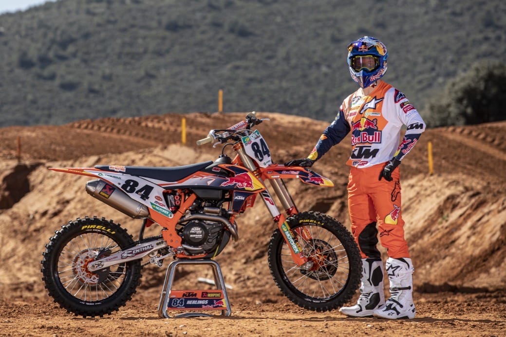 378983_herlings_ktm_team_2021_jpa_p2_3114_web