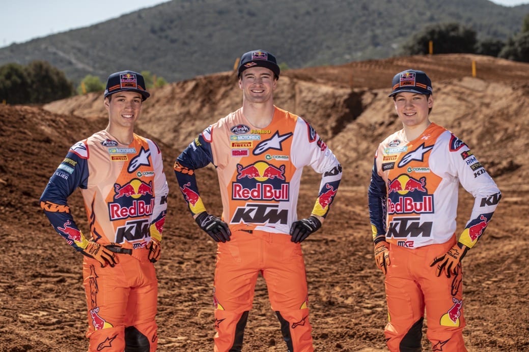 379055_ktm_team_2021_jpa_p1_5198_web