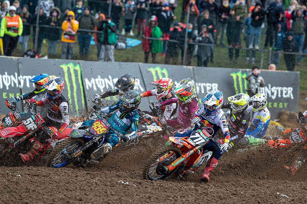 418912_hofer_mxgp_2021_r17_ah9i2421