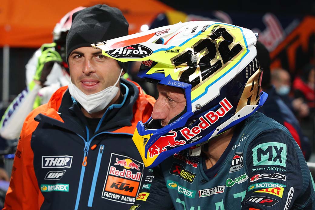 tony-cairoli-ktm-450-sx-f-2021-paris-supercross-5