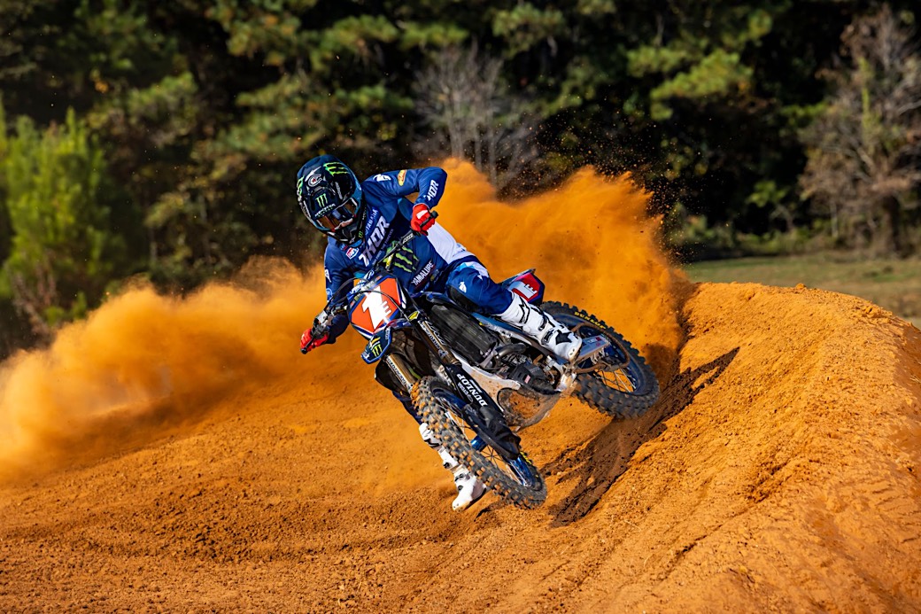 colt-nichols-star-yamaha-racing-2022-sx-team-2022-03_web