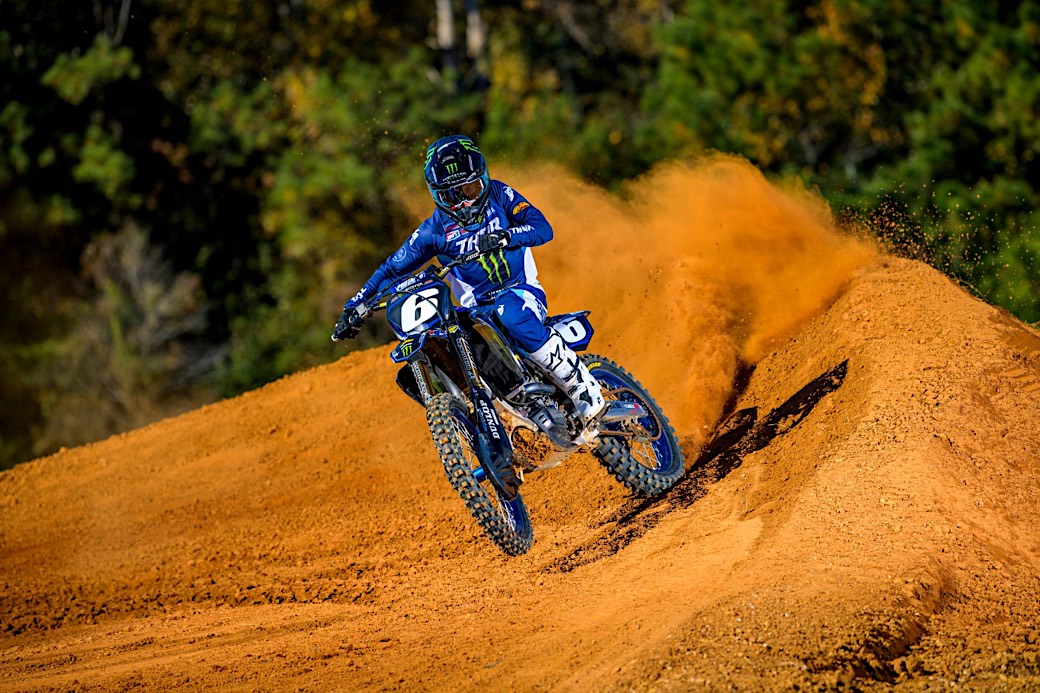 jeremy-martin-star-yamaha-racing-2022-sx-team-2022-03_web