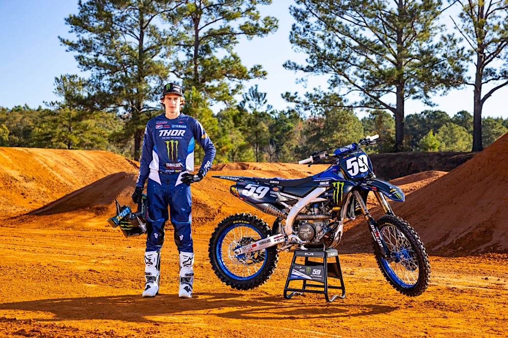 levi-kitchen-star-yamaha-racing-2022-sx-team-2022-05_web