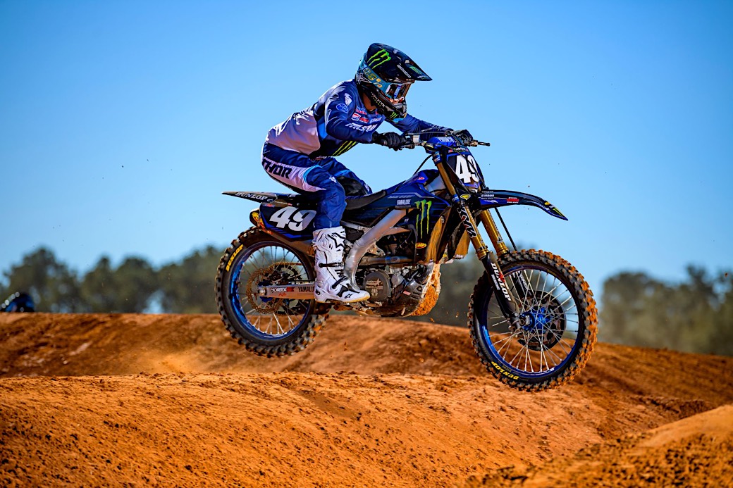 nate-thrasher-star-yamaha-racing-2022-sx-team-2022-03_web