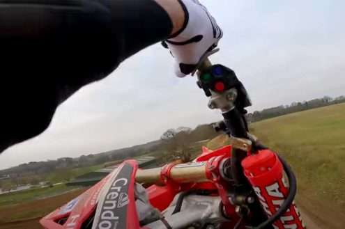 onboard-video-tommy-searle-chasing-jake-nicholls-plus-visit-to-mildenhall-mx