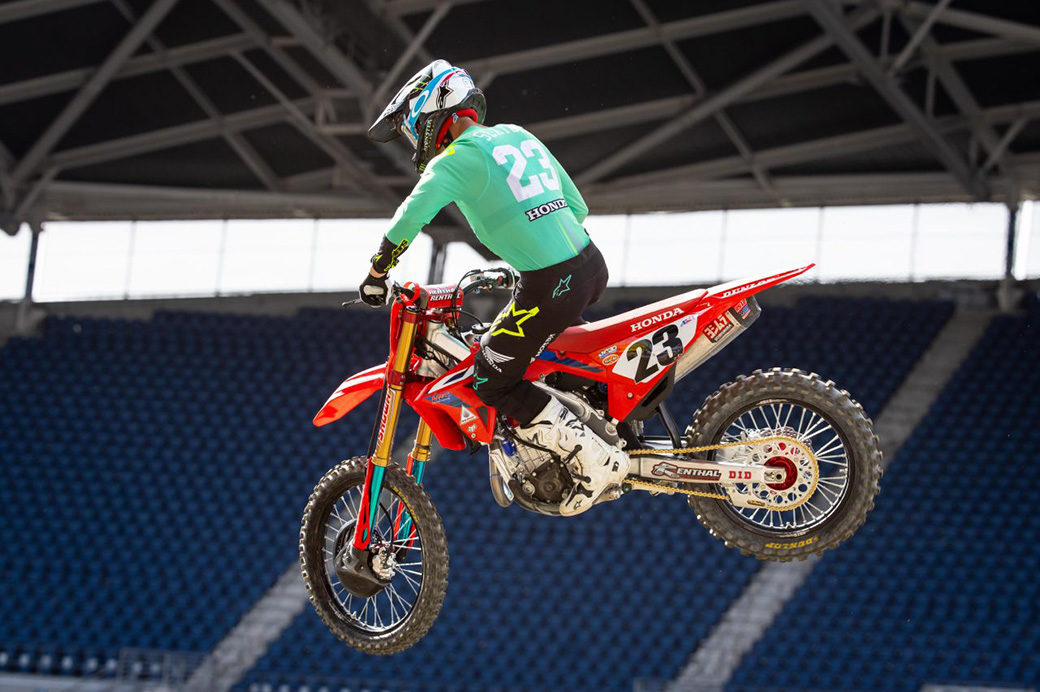 Chase Sexton explaIns his Seattle qualifying crash and offers injury update