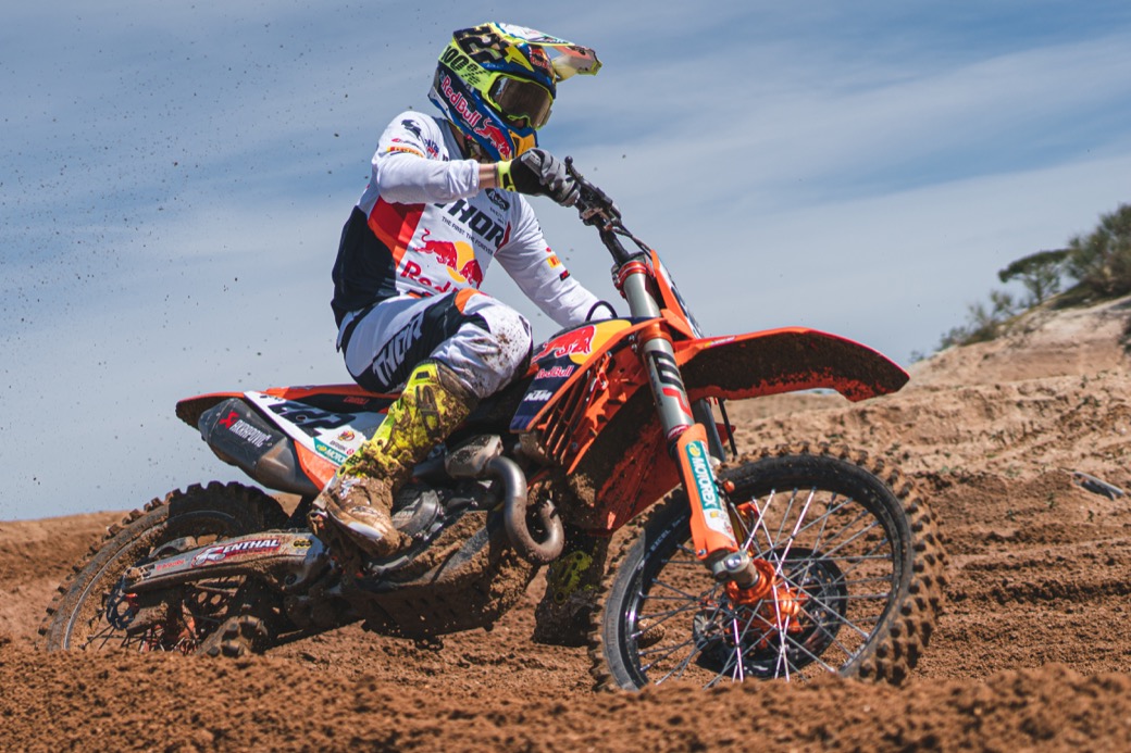 tony_cairoli_ama_2022_440187_tc-ktm-highres-15_web