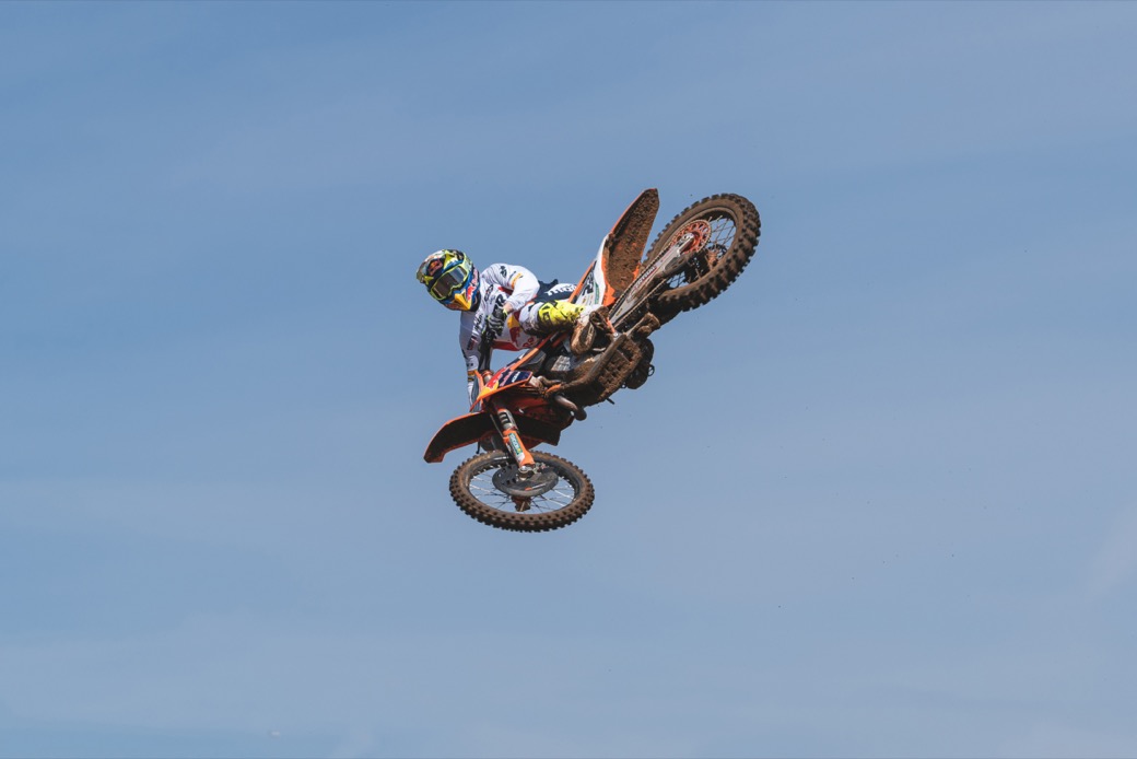 tony_cairoli_ama_2022_440190_tc-ktm-highres-18_web