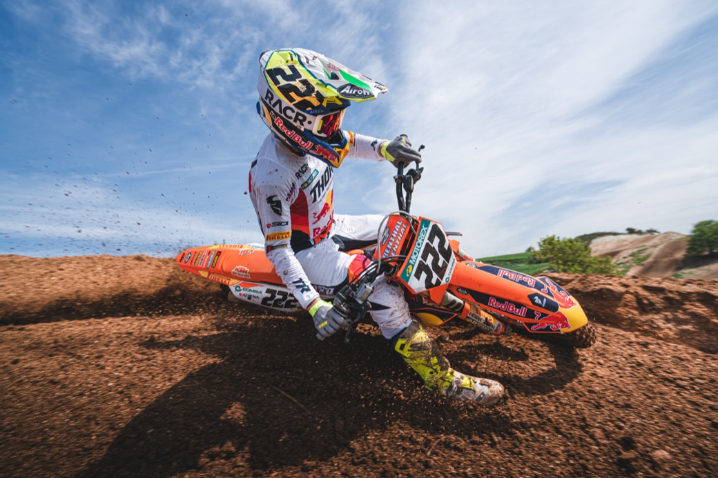 tony_cairoli_ama_2022_440199_tc-ktm-highres-26_web