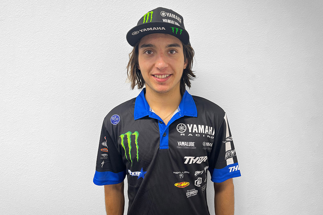 guillem-farres-yamaha-star-racing-2022-static