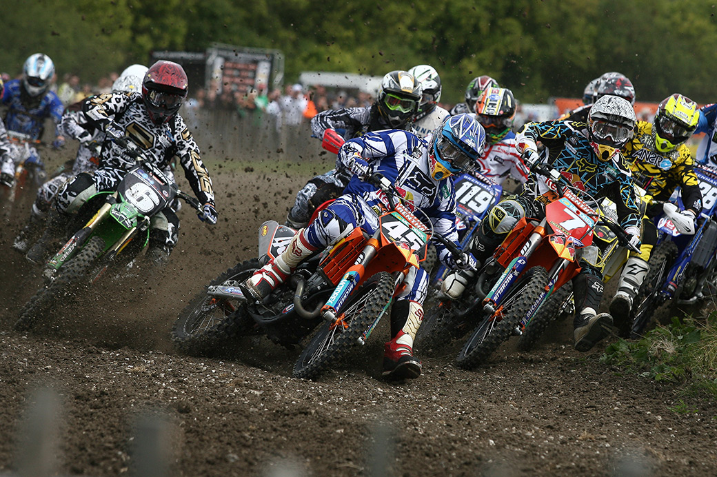 jake-nicholls-leads-the-way-at-foxhill-in-2009-ahead-of-119-mel-pocock-and-6-elliott-banks-browne-all-three-will-compete-in-the-team-race