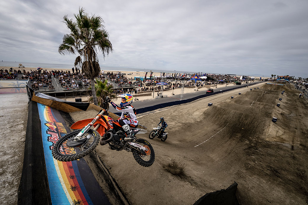 red-bull-straight-rhythm-2022-musquin-si202210160110_hires_jpeg_24bit_rgb